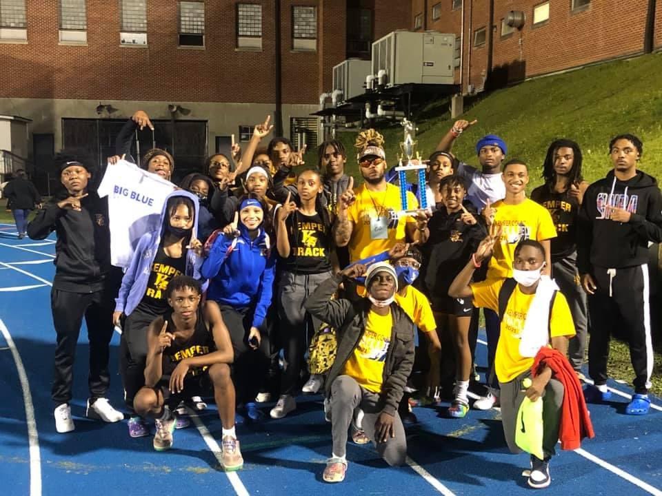 realnesis's tweet photo. @WTOKTV Team of the week. Proud of my Kemper County Wildcats 💪🏽 @MSPreps @WTOKTV #track #trackandfield #trackstar #highschool https://t.co/hRgww0xUJN