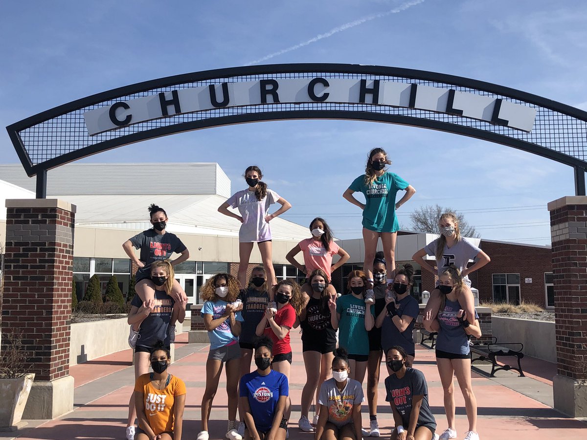 Charger_Cheer's tweet photo. today we dressed as our coaches, took a team walk to see the best trainer ever, and appreciated our time and season together. tomorrow we get ready to ROCK REGIONALS 🚨🚨🚨 https://t.co/pZ3OPsrmQ6