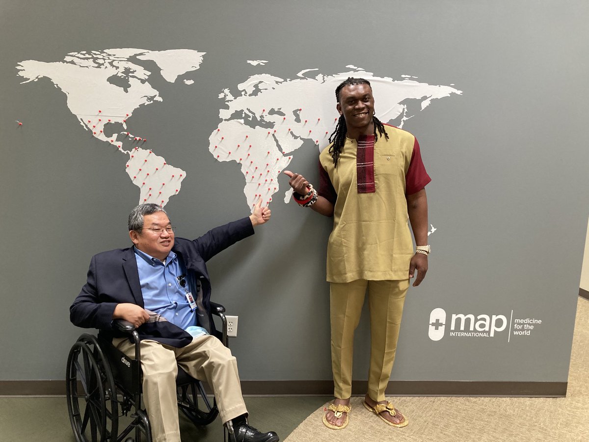 stevenstirling's tweet photo. Many thanks to Ezekiel Ansah with the SF 49ers for visiting MAP International.  Ezekiel is a great humanitarian helping his people in Ghana with life saving medicines and health supplies. https://t.co/m8LauMZZzi