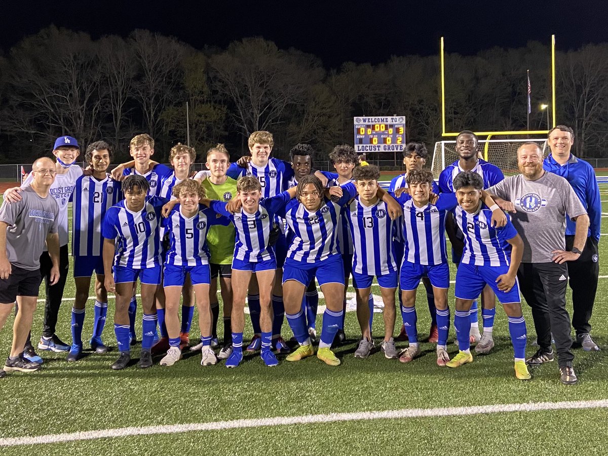 lgwildcatsoccer's tweet photo. Shout out to our LG Wildcat boys who clinched their 1st Region Championship with a 3-0 win over Union Grove. Now 6-0 in Region and 9-2 overall. #LGonTop @HDHSports @GA_HS_Soccer @LGHS_Athletics @LGHS_HCS @AthleticsHenry https://t.co/rZwsXWJyET