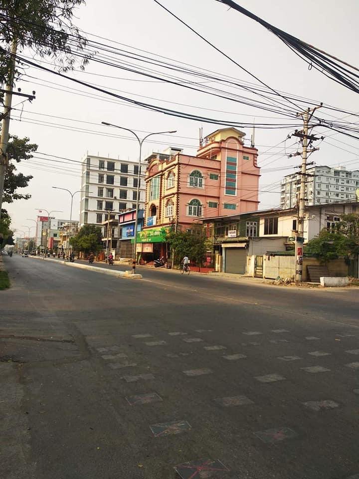 PhoneThiriKyaw1's tweet photo. Pics taken during early hours in the morning today. Successful Silence Strike in Yangon, Myin Gyan, Mandalay and Dawei #WhatHappeningInMyanmar #SilenceStrike #Mar24SilenceStrike #Mar24Coup https://t.co/3jdNMZASSH