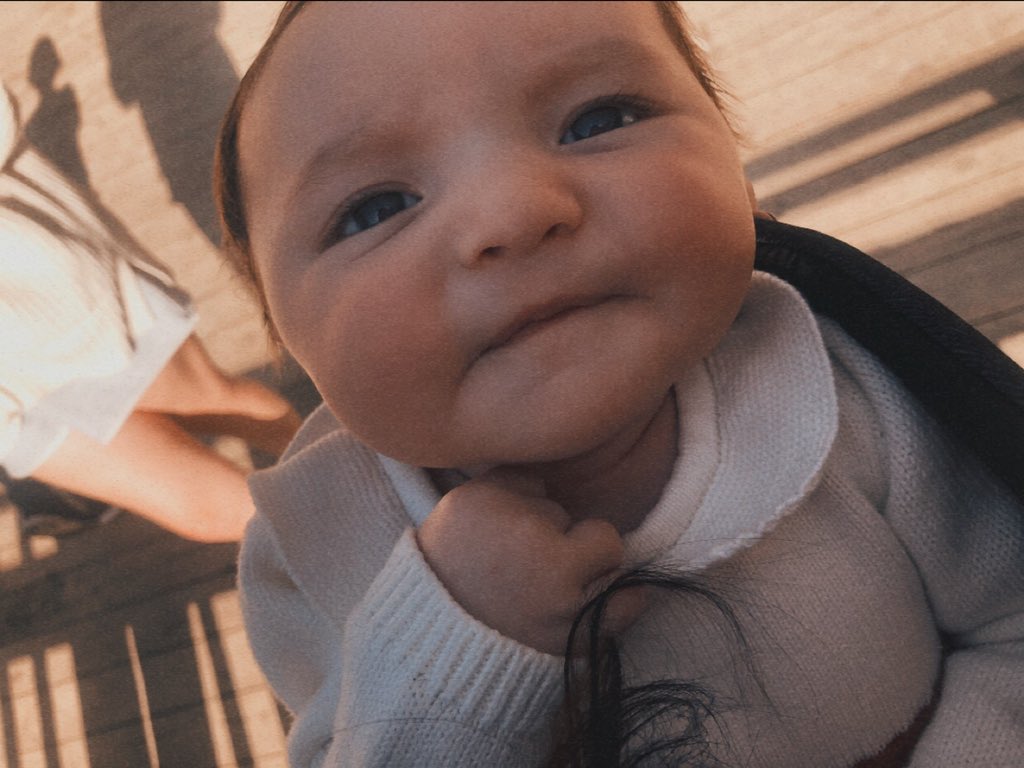 kaylea_x's tweet photo. she legitimately could not be more beautiful https://t.co/1ySG79z06o