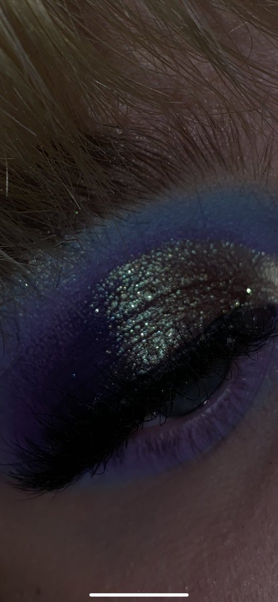 makeupbyemily18's tweet photo. @beautybay Book of magic is amazing 🤩 I love it https://t.co/Ce8R0QjWD5