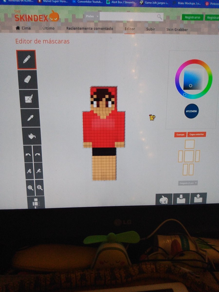DahliaVolkov's tweet photo. Mejorando mi Skin de #Minecraft #Dalia #Dedtale
De esto https://t.co/XXvg0m55CS