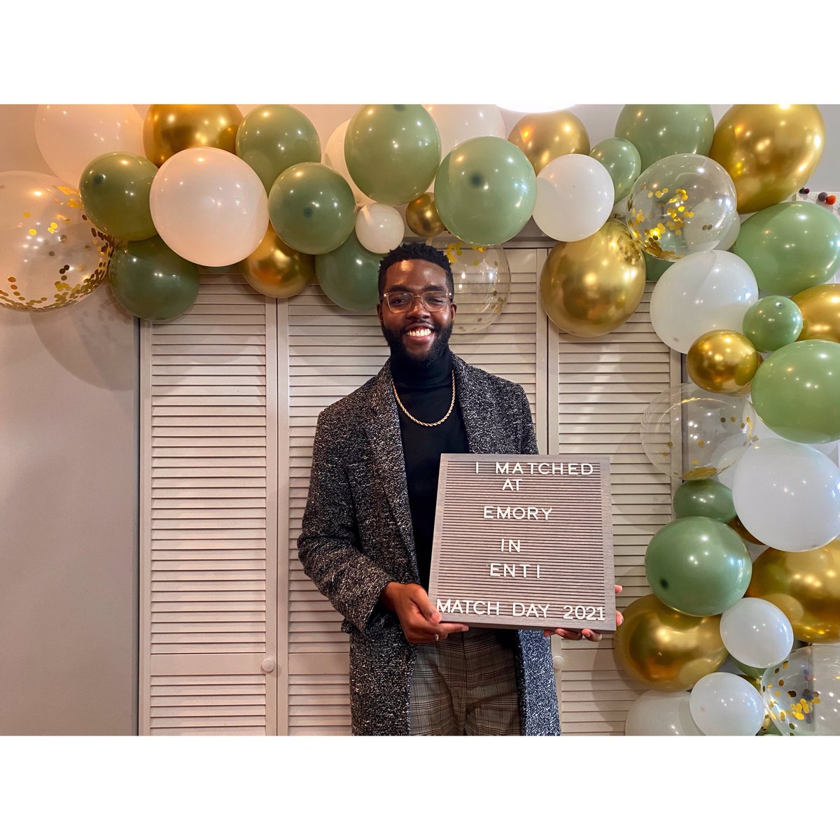 HopeIyiewuare's tweet photo. Still feels surreal to have matched at Emory for ENT — so so incredibly grateful to God and my mentors along the way, and grateful to this turtleneck for doing all the heavy lifting in my photos for the last year and a half https://t.co/ykcNIHqZ9V