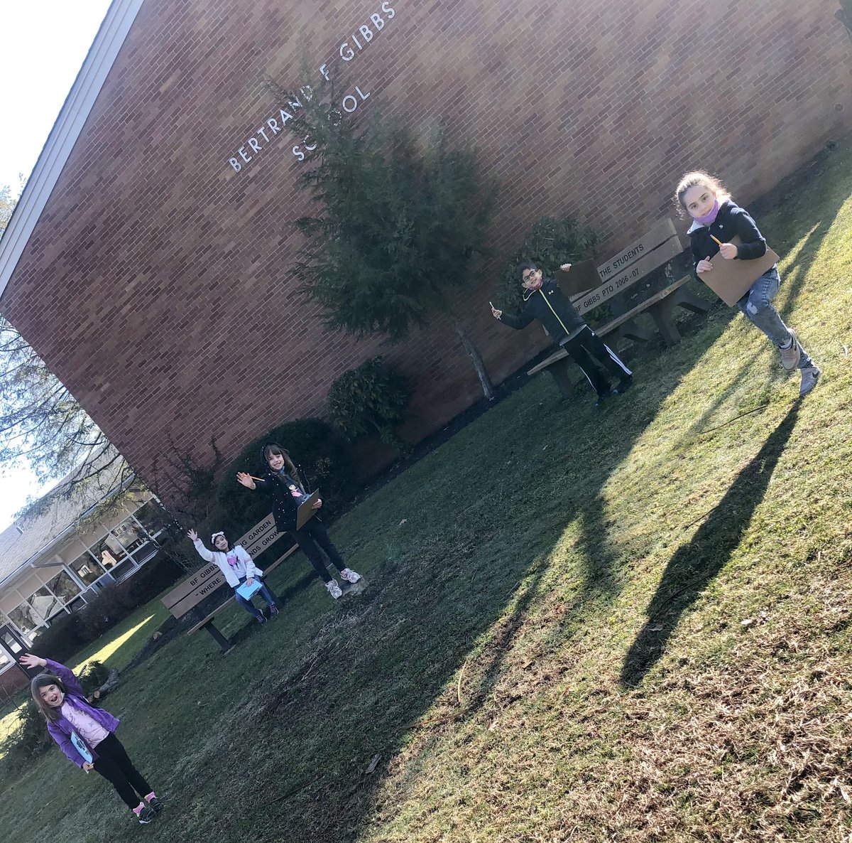 Miss Anton tweet media