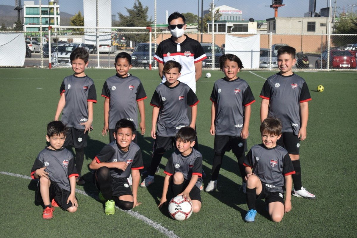 hidalgo_inter's tweet photo. Nuestro Centro de Formación Inter de Hidalgo, realizó este día entrega de uniformes a cinco categorías.
Esto con la finalidad de crear identidad con la nueva agrupación de fútbol infantil y juvenil en Pachuca, Hidalgo.
#EstoEsInter #YoSoyInter #SOYINTERFEMENIL #ExperienciaInter https://t.co/PdYaOwgy6w