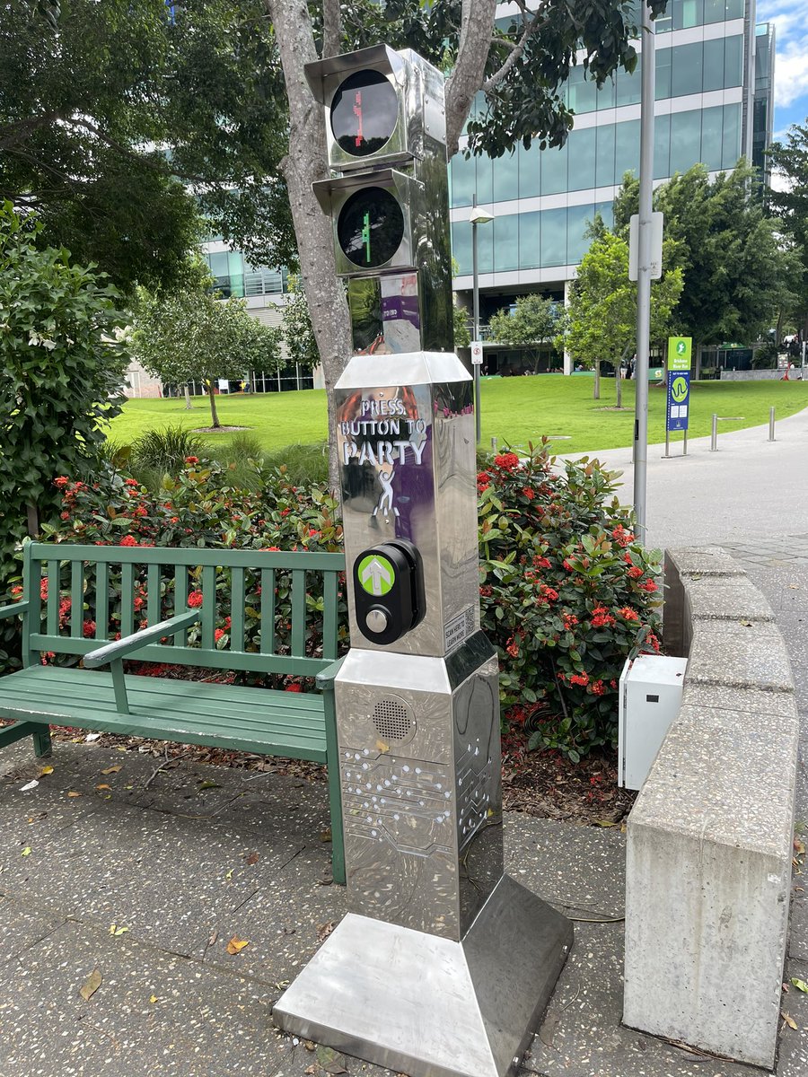 Nairarbilharas's tweet photo. Popped down to press the #PartyButton at lunch! So much fun @sjpiper145 Thank you! https://t.co/nIpF5SImKl