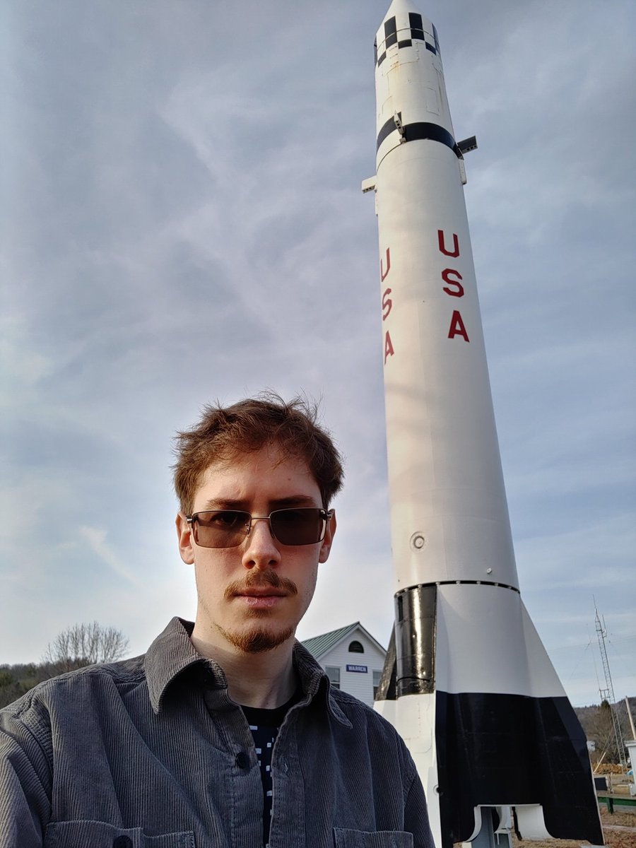 squishchin's tweet photo. A #RedstoneRocket, from White Sands to the White Mountains.
#WarrenNH #monument https://t.co/IgXVOL1KKQ