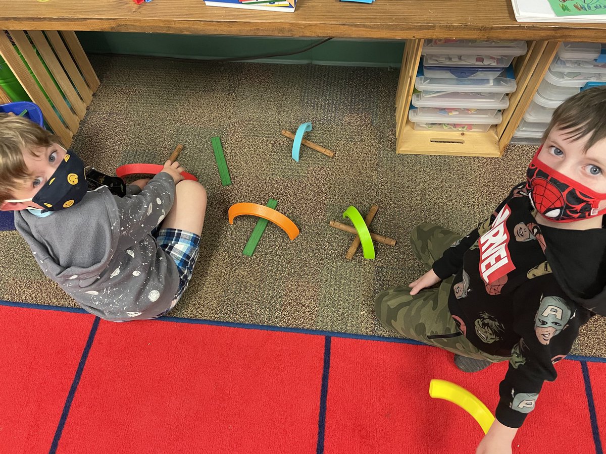 MrsAGCISD's tweet photo. Oh, that silly Leprechaun came back this year and tricked this teacher once again! My feet are now green! Hopefully our Leprechaun traps will catch him. 🍀@EarlyGcisd @HESRegalEagle #problemsolvers #littlethinkers #hessoars https://t.co/DJUZIlqhFL