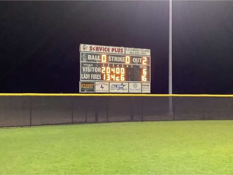 Lady Foxes Varsity defeated Quinlan in 6 innings, 16-6! Moving to 4-1 in District! Lady Foxes take on Farmersville Friday to close out the 1st round of District Play!