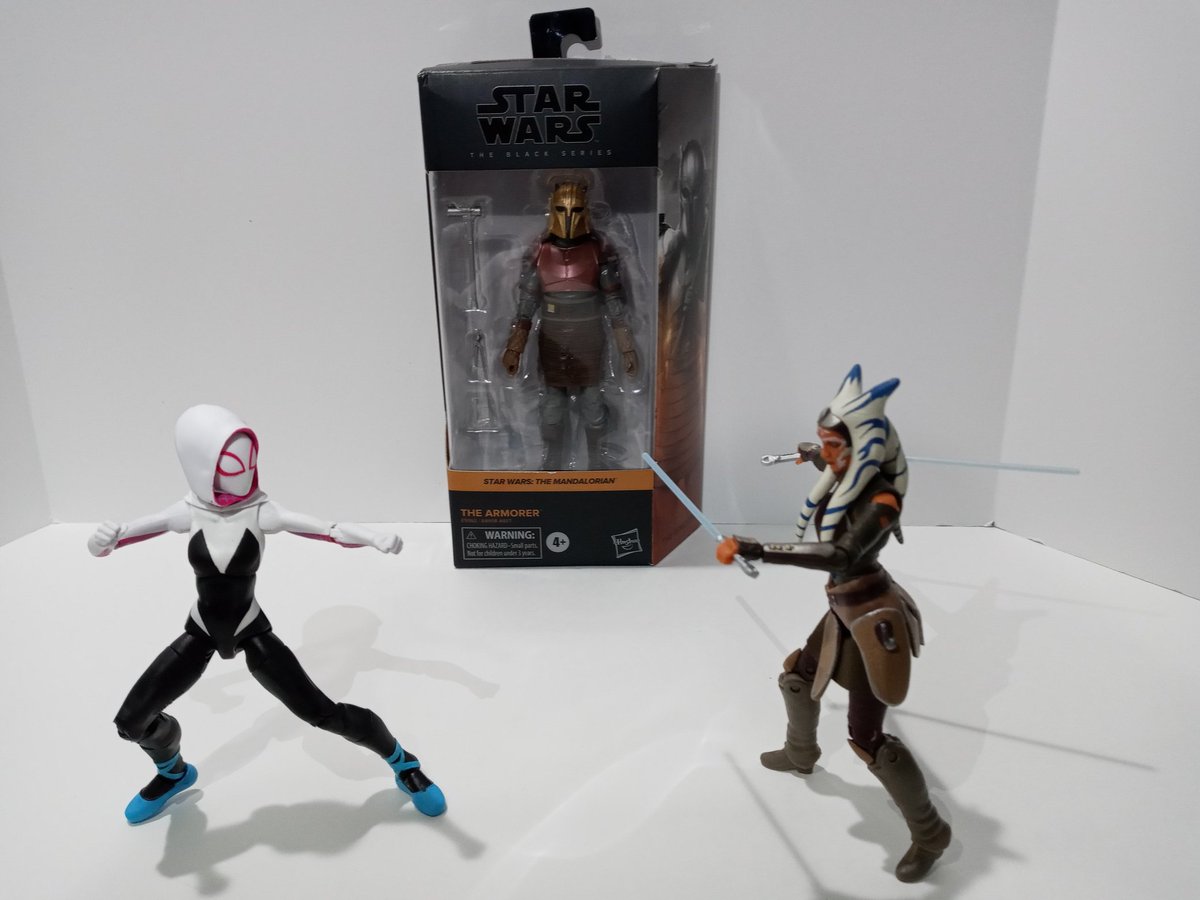 PMarz06's tweet photo. @Hasbro @MarvelLegendsHQ @starwars #GwenStacey vs. #AhsokaTano who will win.... @PMarz06 #PMARZ06 #NoBoxes #NoFigureLeftBehind #ThisIsWhatWeDew https://t.co/f1uPmWia74