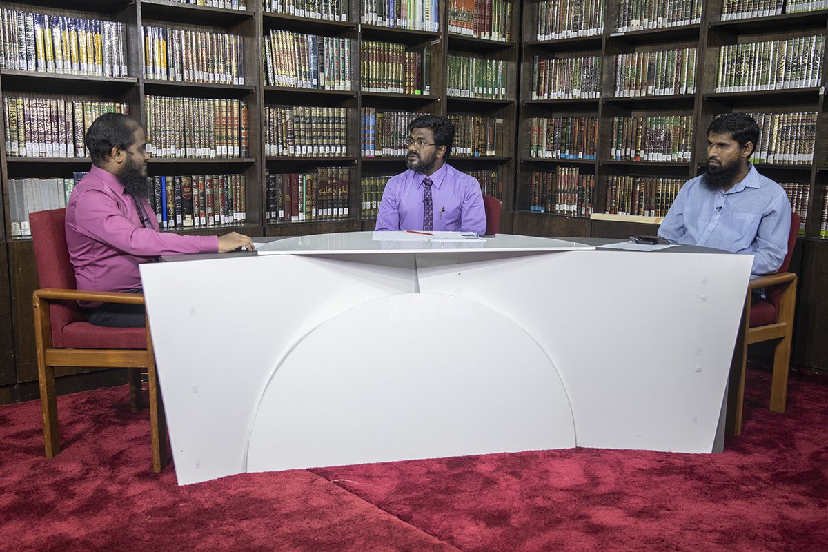 MVIaffairs's tweet photo. މިނިސްޓްރީ އޮފް އިސްލާމިކް އެފެއާޒް ގެ ފަރާތުން ގެނެސްދޭ "ހަނދުމަ" ޕޮރޮގްރާމްގެ ތެރެއިން " ހެޔޮ ގޮތުގައި ރަމަޟާން މަހަށް އިސްތިޤުބާލު ކުރުން"
24 މާރިޗު 2021 
#MVIaffairs
#Handhuma https://t.co/kEF3iv0GBd