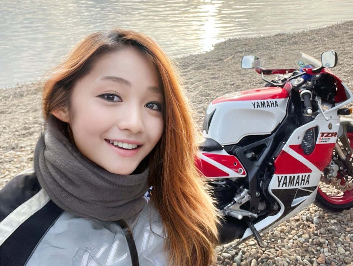 barstoolsports's tweet photo. Japanese Biker 'Goddess' With a Big Following Turns Out to Be Just a 50-Year-Old Guy Using FaceApp https://t.co/FMoGSspu7v https://t.co/0i7aDq46tO