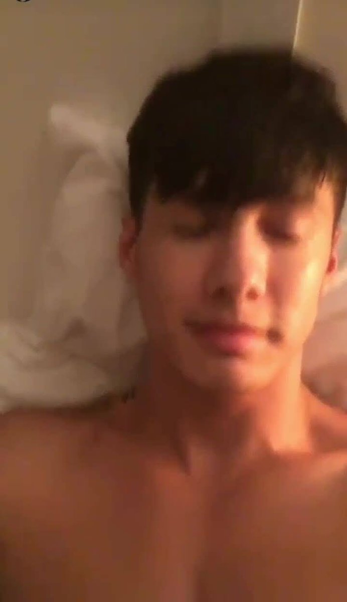 AUTSADANGTH's tweet photo. Justin Agustin ใหญ่สมกับเป็นฝรั่ง https://t.co/6U5IJKxdVq
