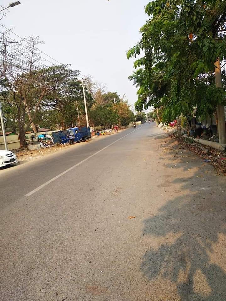 PiggySu5's tweet photo. #Today(24.3.2021)

#WhatHappeningInMyanmar
#BurmaSilenceStrike2021
#March24Coup
#InMandalay https://t.co/yKwpL4K6EX