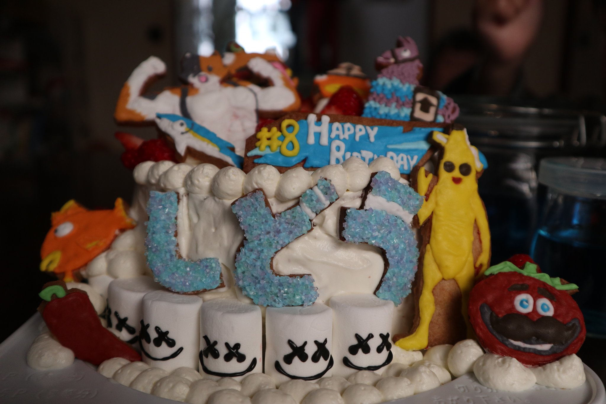 ぐそくむし 長男の誕生日ケーキ 手作りです アイシングクッキー 手作りケーキ フォートナイト Fortnite フォートナイトシーズン6 Fortniteケーキ T Co I60bsgk2vh Twitter
