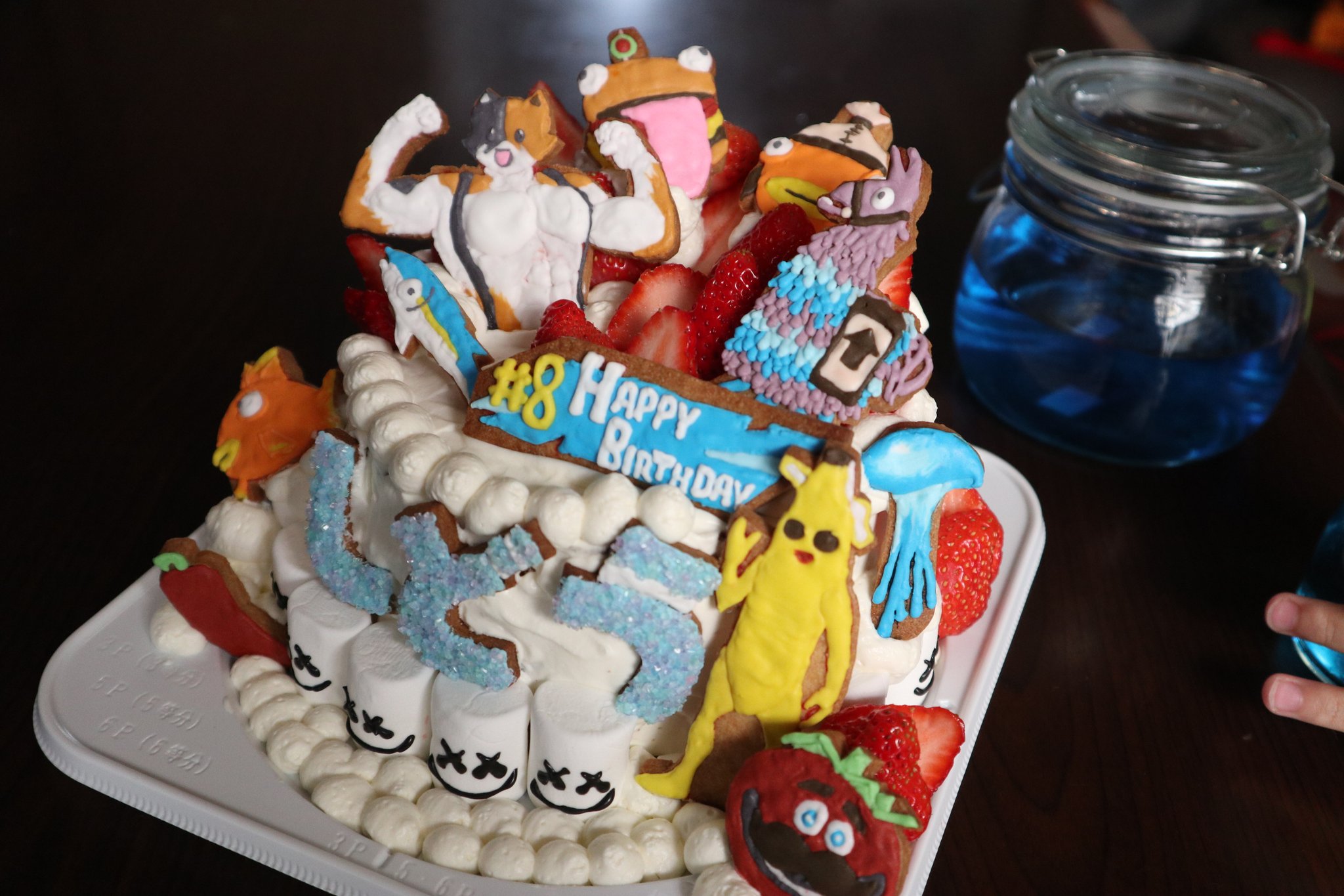 ぐそくむし 長男の誕生日ケーキ 手作りです アイシングクッキー 手作りケーキ フォートナイト Fortnite フォートナイトシーズン6 Fortniteケーキ T Co I60bsgk2vh Twitter