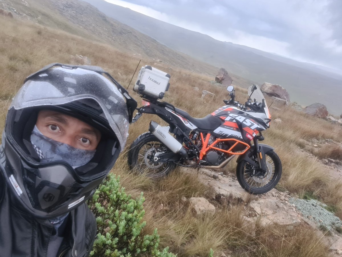 ted_pops's tweet photo. I got soaking wet yesterday but it was one of the best rides I've ever had.
#KTMReadyToRace 
#ReadyToRace 
#TeamKTM
#FastKTM
#TheOrangeArmy 
#MyBikeMyRideMyLife https://t.co/g6AeFj2zKj