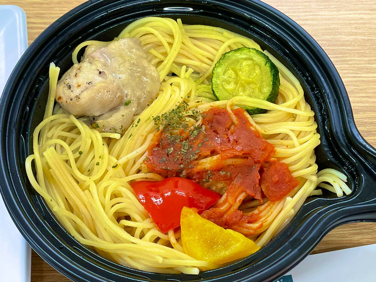 a_tan0137's tweet photo. オンラインランチ会🍝🍴
色んな配送サービス試してみようって事で
今回はDelipaのスタンダードプラン🌸

お姉様方全員はこの場に来れないから
各自宅と4箇所でZoom繋いでるのだけど
この一年でまじで働き方も変わったなぁとしみじみ( ˇωˇ )

美味しかった！！

#Delipa
#配送サービス
#デリバリー https://t.co/5u5z38hw0w