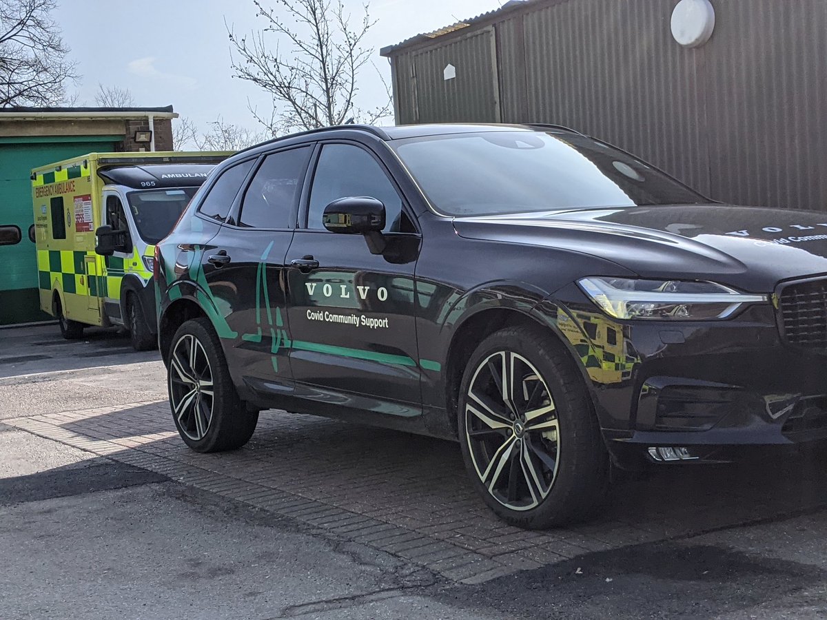 IGovier's tweet photo. My office for the day, slightly more comfortable than I'm used to! #XC60 Thanks @volvocars for letting us borrow it. #CanWeKeepIt @EastEnglandAmb @EEAST_WSDLOs https://t.co/glO5V4Lxw8