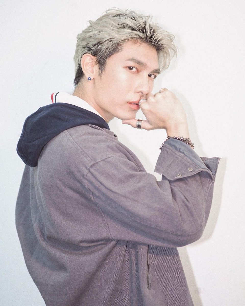 PPrujiWE's tweet photo. ตายทุกลุค อ๊ากกกก พ่อหล่อบอกต่อค่ะ  #MewSuppasit https://t.co/hk8sXE24hz