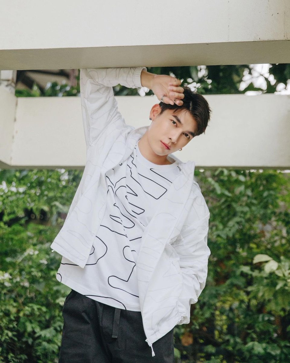 PPrujiWE's tweet photo. ตายทุกลุค อ๊ากกกก พ่อหล่อบอกต่อค่ะ  #MewSuppasit https://t.co/hk8sXE24hz