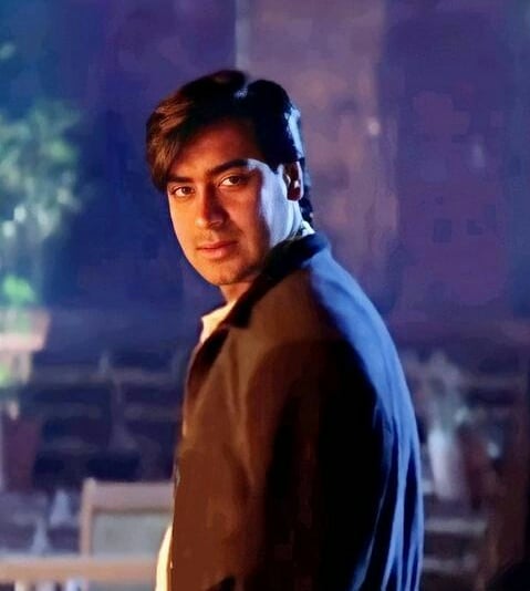 Soni__Verma's tweet photo. My heartbeat Ajay sir🙈😘😘😘😍😍😍❤❤❤my world best Actor Ajay devgan sir 😘
@ajaydevgn
#ajaydevganfans
#ajaydevgan
#ajaydevgnffilms
#ajaydevgnworld
😘😘😘❤❤❤😍😍✌✌
Love and Respect:👉@ajaydevgn
❤❤❤❤❤❤ https://t.co/2B3fErzly4