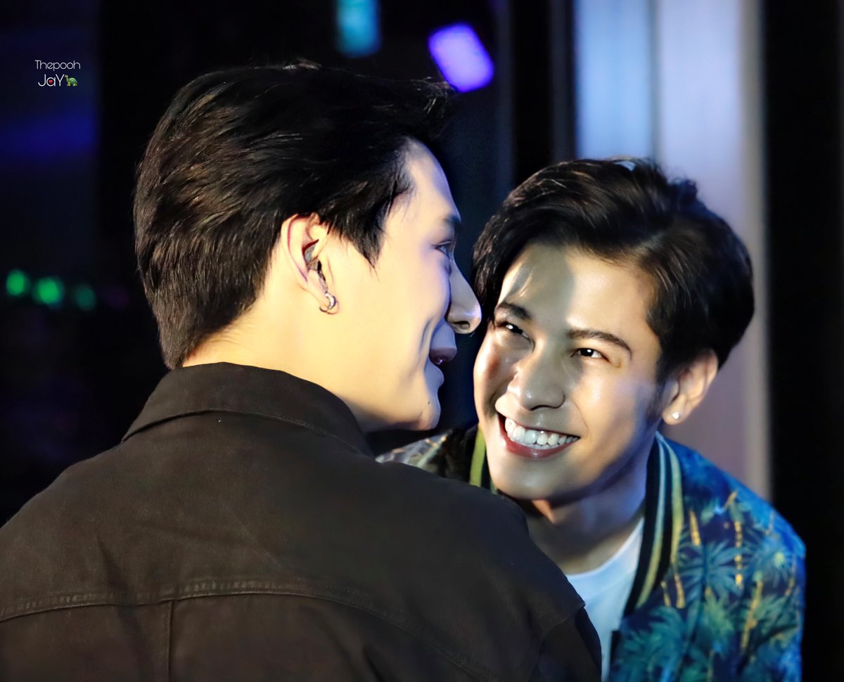 Mathurot9's tweet photo. บ้าหน่า แกก็พูดไป ไม่ได้มองขนาดนั้นสักหน่อย
#ใช้สายตาเยอะไป https://t.co/bWelQp3ggp