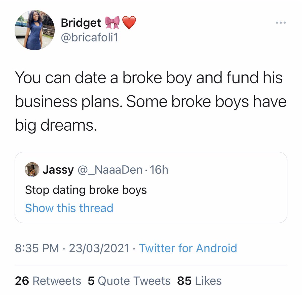 Kayjnr10's tweet photo. There are clearly 2 different types of females 🤦‍♂️🤦‍♂️❤️❤️😂😂 https://t.co/MnMVQivRwB