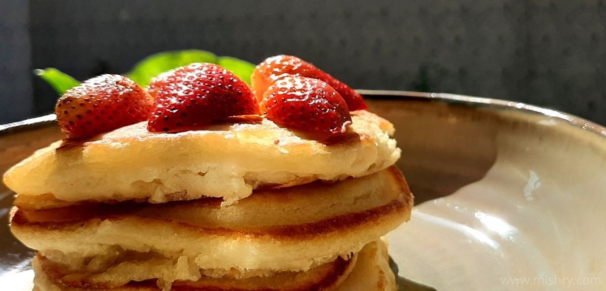 Wingreens Farms pancake mix (India) is an easy and convenient way to make pancakes. From the texture to the taste, these pancakes are as good as restaurant pancakes in every way. Check out our review here: bit.ly/2QBLGSn

#mishryreviews #pancake <a href="/Tanuganguly/">✨tanu ganguly yadava✨</a>