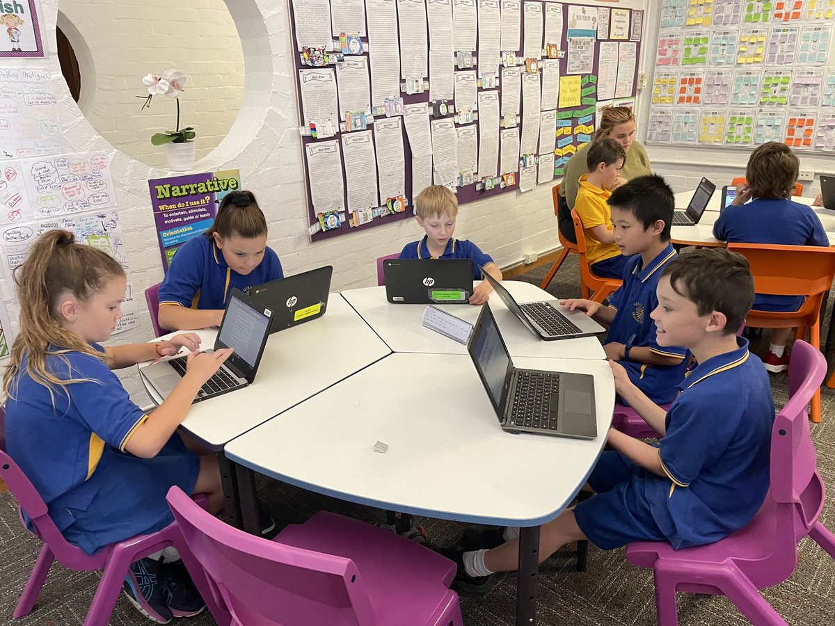 Lisa_Ison's tweet image. Today students @GiralangPrimary took part in an authentic investigation! Our librarian is looking to buy an online encyclopedia for the school. Yr 5 were asked to trial two of them, use all the features &amp;amp; decide which one they liked best! #RealLifeContexts #AuthenticLearning