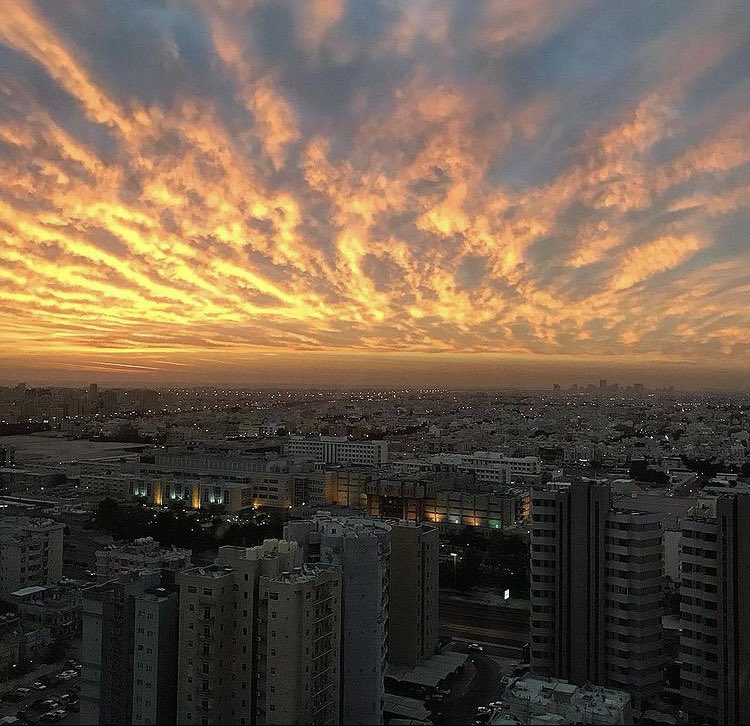 Just a plain old fashioned good morning to all! Have a productive and positive day whatever you are doing! #GoodMorningTwitterWorld #GoodMorningEveryone #goodmorning