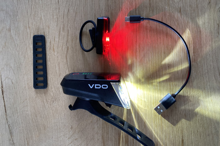 Cycloworld_cc's tweet photo. VDO Eco Light M60 and Eco Light Red Plus review and give away action. @VDOnl #cyclinglife  #granfondo #cycling #bikelive
https://t.co/vFr103f4ZA https://t.co/yPdGn11j1o