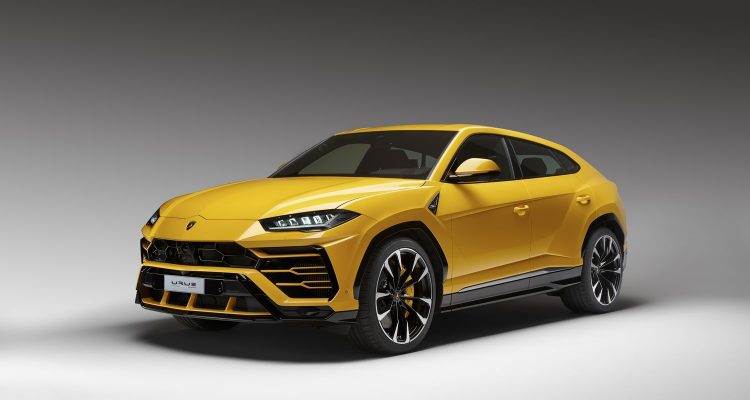 Lemagap's tweet photo. Un nouveau record de vitesse pour le monstrueux Lamborghini Urus ! #Lamborghini #Urus #Record ➡️https://t.co/rDtDNnD4gX https://t.co/kx1vIFvOju