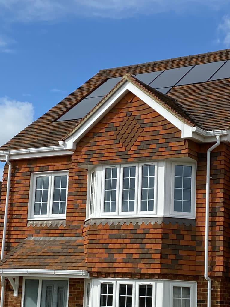 SamLifestiles's tweet photo. Did you know we manufacture a range of decorative tiles? This project in Sussex made use of our Woburn Reclamation club tiles to provide an additional feature #lifestiles #clayrooftiles #roofing https://t.co/GiI0cDY3qn