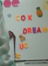 *pineapple magnet*"cok""dream""hug"IS THIS A SIGN WHAT KIND OF PLAY IS THIS  #永远的第一名  #WBL