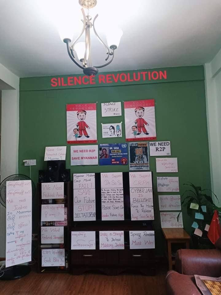 SuuMrat's tweet photo. Silence Strike of Gen Z youths from Lanmadaw.
SILENCE REVOLUTION 
#WhatsHappeningInMyanmar
#Mar24SilenceStrike https://t.co/CGAuhh8GKL