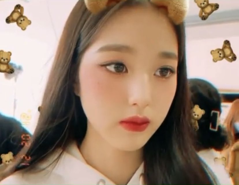 wonyoung pics tweet media