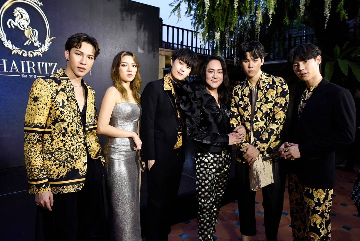 koryserum's tweet photo. ฉันก็รักของฉันเข้าใจบ้างไหม? #korymyengineer

"คูเปอร์-ปอย-เชน-อินทัช"
@cooper_patpasit
@poy.pyy
@inntouchx
@shanerler

#myengineerมีช็อปมีเกียร์มีเมียรึยังวะ #แล้วแต่เปอร์

#hairitzanniversary 
#hairitz #ที่1เรื่องผม 
#จบทุกปัญหาผม
#อยากผมหนาใช้Hairitz
#hanahugo12thanniversary https://t.co/RfKHplvLCM