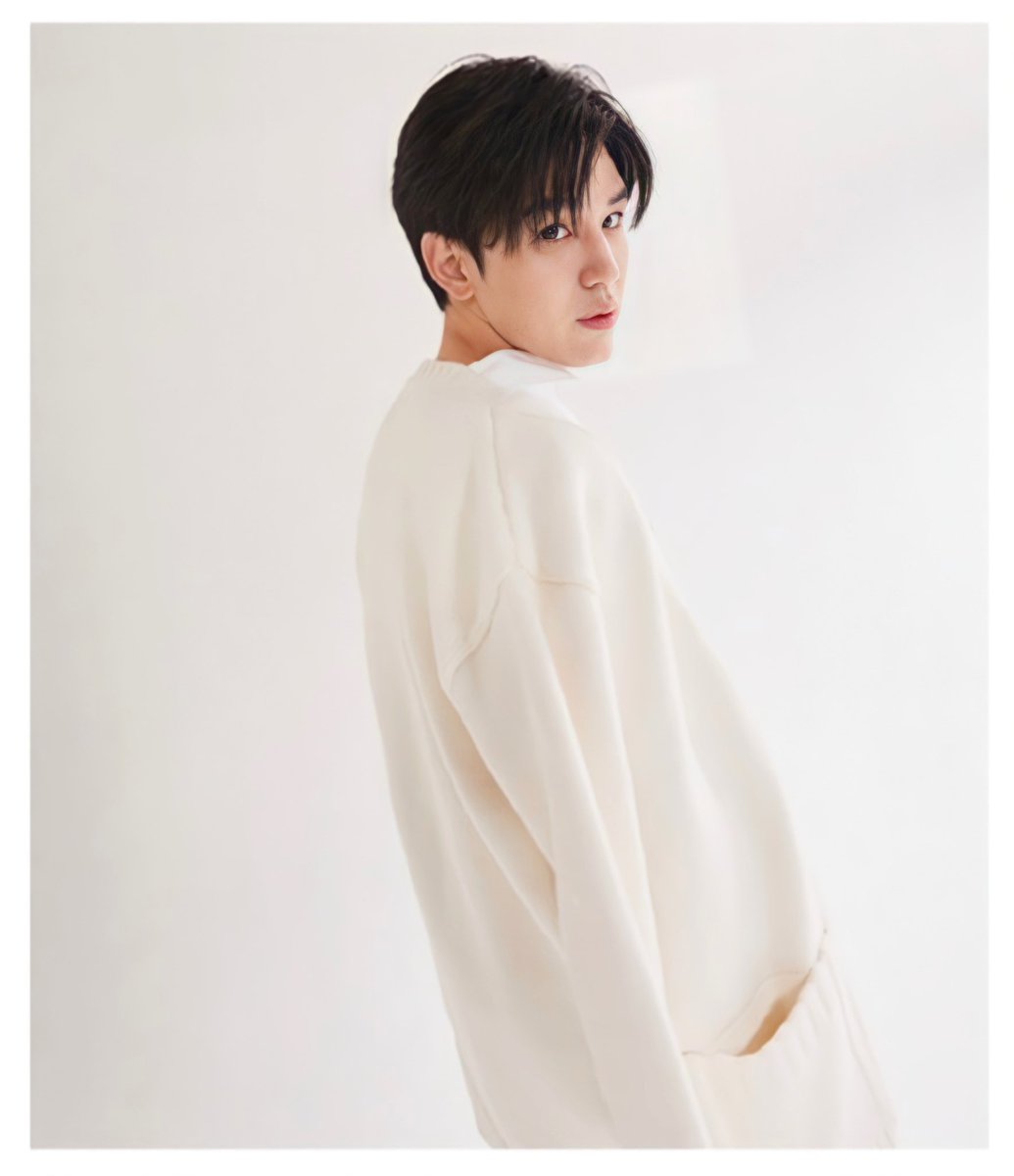 Kaewii_Mania's tweet photo. ภูมิใจในตัวหนูไปทุกวัน~ 💕
@new_thitipoom 🌻

#LOfficielThailand 
#LOfficielCoolGuy 
#Newwiee

🖋 https://t.co/CdwC1qoLFd
👍🏻 https://t.co/HyyKtwcuD6 https://t.co/UVYnBVxPUT