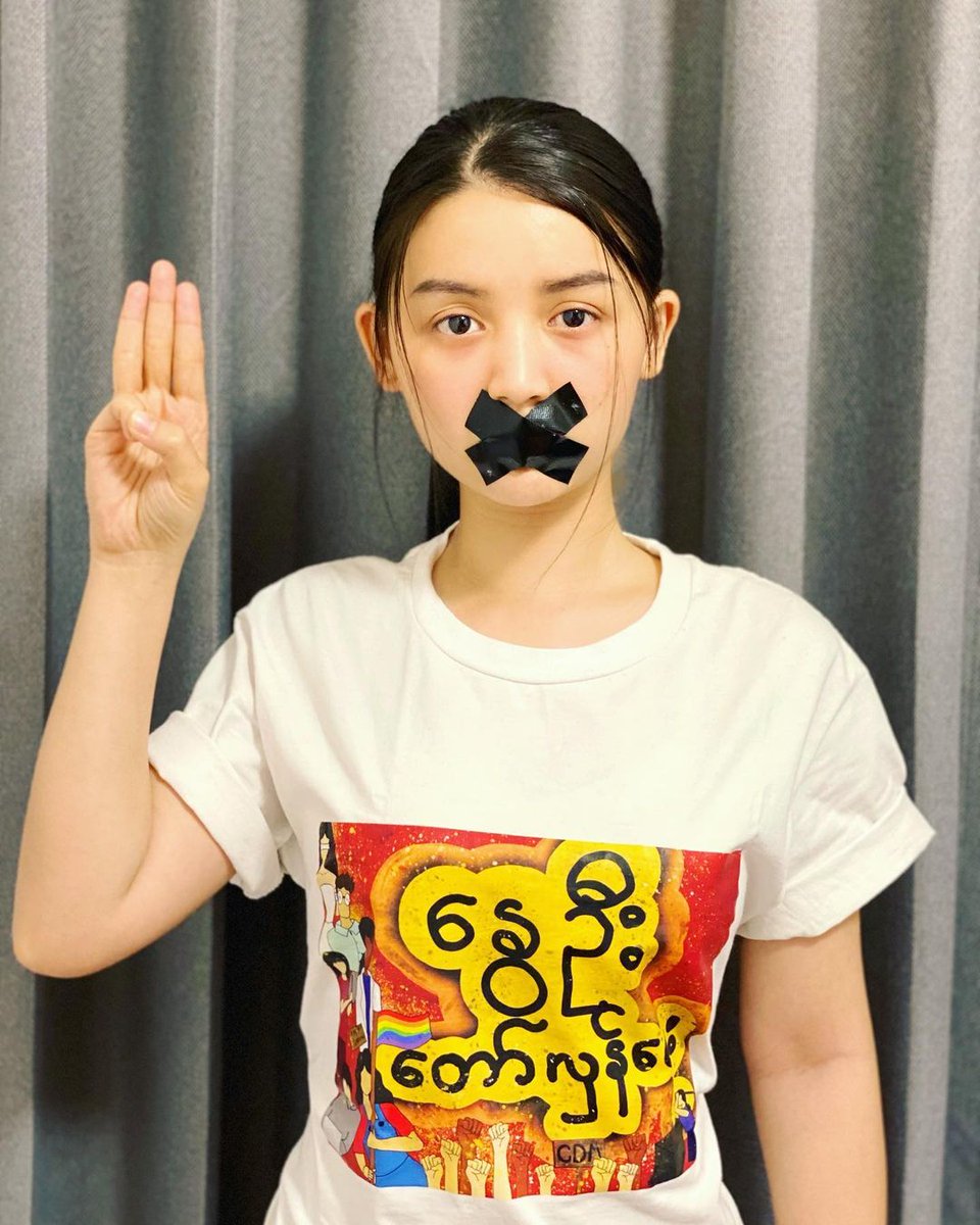 KhinWintWahofcl's tweet photo. SILENCE REVOLUTION  #silentstrikemyanmar 
#WhatsHappeningInMyanmar https://t.co/rj2JcPA358