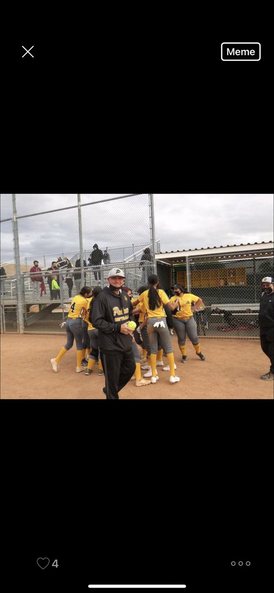 Mdnsoftball1's tweet photo. Great win today for the Padres! 18-7 way to go ladies!! https://t.co/SzskMNr4BR