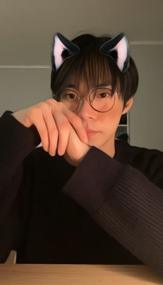 alinsleepallday's tweet photo. แจกดิสแงวๆของน้องโดยอง รีก่อนนำไปใช้นะคั้บ<3 #แจกดิส  #ขายดิส  #แจกpng https://t.co/P0M21D319t