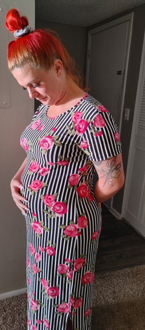 Im pregnant 🤔 https://t.co/MV4RXXmKnY