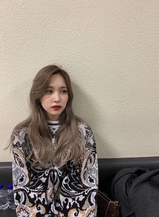 minarchvie's tweet photo. Girlfriend mina https://t.co/L4cdgeXkxW