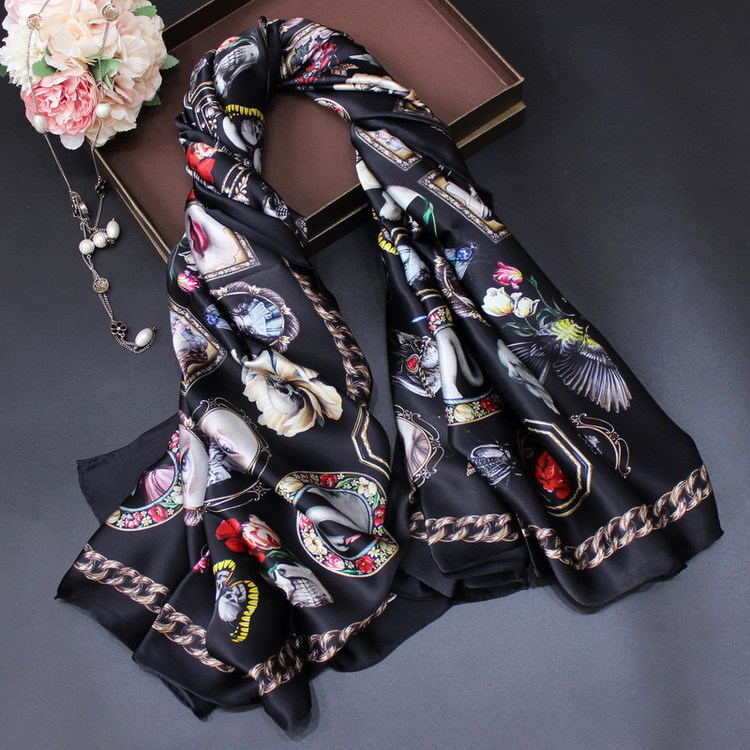 Peter82115353's tweet photo. Skull Pure Silk Scarves https://t.co/YSH3Bf5g5N