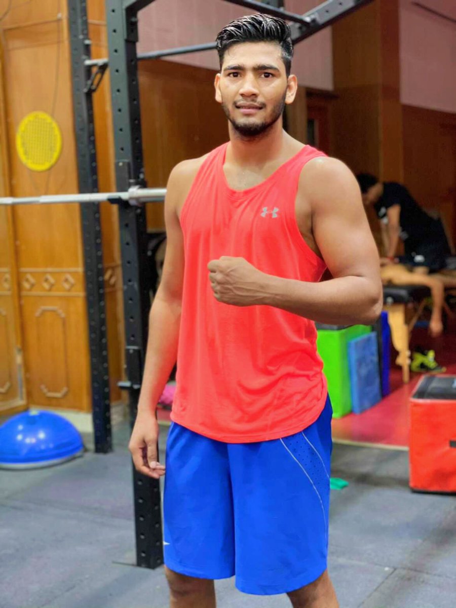 ankit31216575's tweet photo. You get what you focus on,, 
So focus on what you want .🥊🥊🥊
#postivevibes #positivity #fight #boxingtraining #boxinglife #boxing #keepgoing💪 #hardwork #focus #dream #hopeforthebest https://t.co/34sTq2kLFN