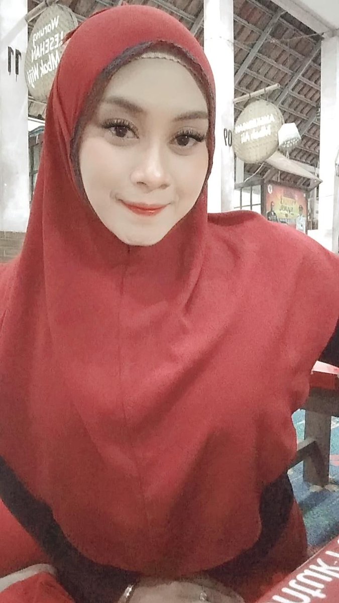 DiaanaMiss's tweet photo. @DiaanaMiss #Mutualankuy #Survivor2021 #LISA #PekinExpress #persconferentie #Gisel #parakan #Cantik #Trending #GenshinImpact #tiktokchallenge #zumba #hidupsehat #봄에피는_원스의꽃_미나리 https://t.co/SGYs6vAvh1