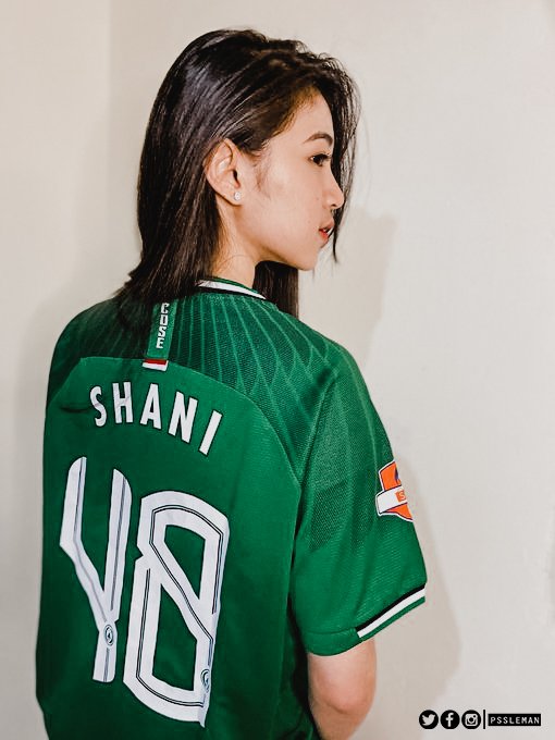 christian7491's tweet photo. Sebagai Sleman Fans, siap mendukung @N_ShaniJKT48 dengan maksimal.
Ayo terbang tinggi bersama Super Elja, @PSSleman.🤟🦅
.
#Shani #shaniindiranatio #KamiBersamaJKT48 #JKT48NewEra #PSSleman #COSE #COSIN https://t.co/xQARIcolVN